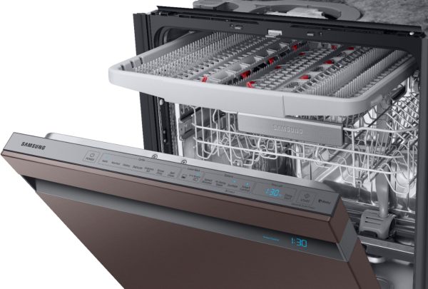 Samsung - Linear Wash 24" Top Control Built-In Dishwasher with AutoRelease Dry, 39 dBA - Tuscan stainless steel - Image 12